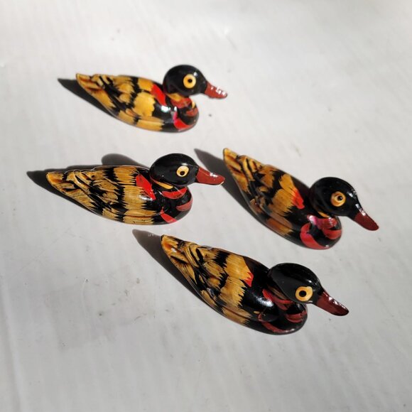 Set of 4 Mandarin Duck Figurine, Chopstick Rests Hand Painted Glazed  Wood Resin - Picture 3 of 5